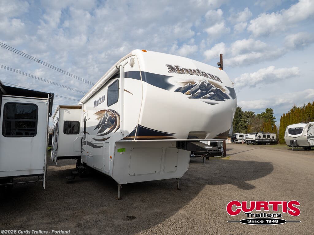Used 2010 Keystone Montana 3400RL available in Portland, Oregon