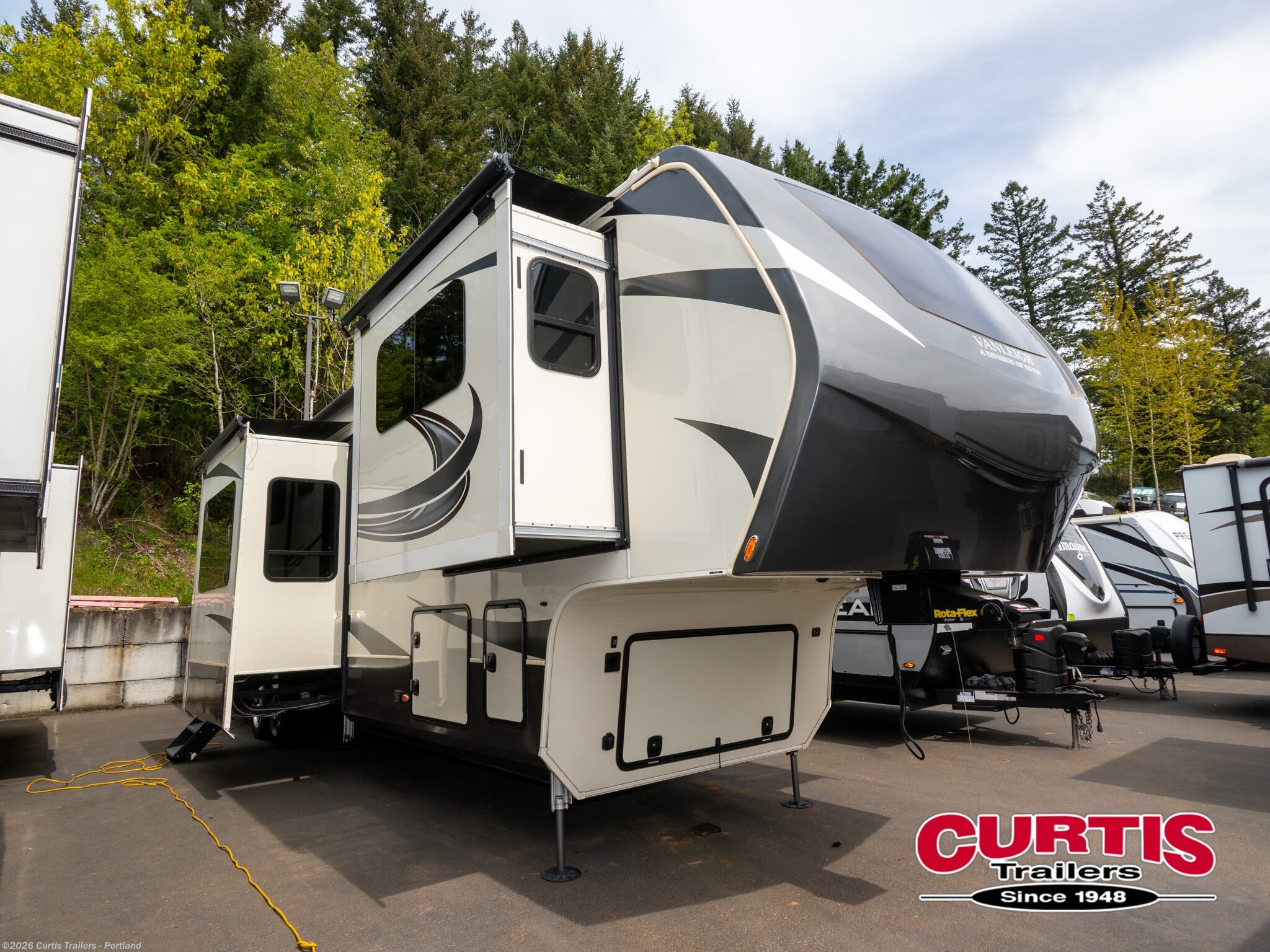 Used 2021 Vanleigh Vilano 377FL available in Portland, Oregon