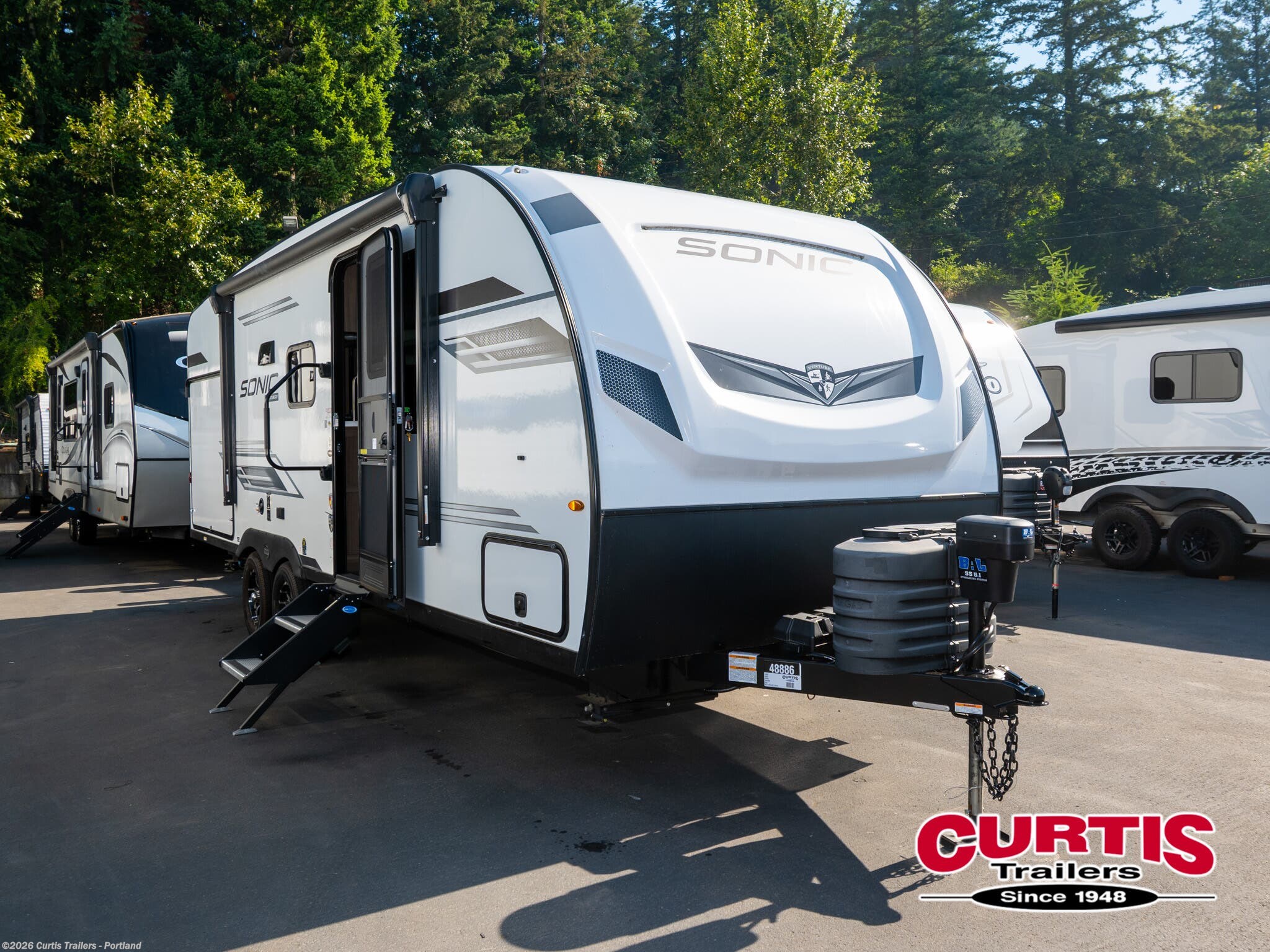Used 2025 Venture RV Sonic 220vrb available in Portland, Oregon