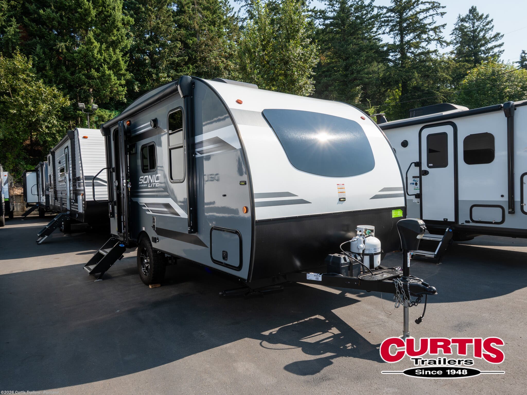 Used 2023 Venture RV Sonic Lite 150vrk available in Portland, Oregon