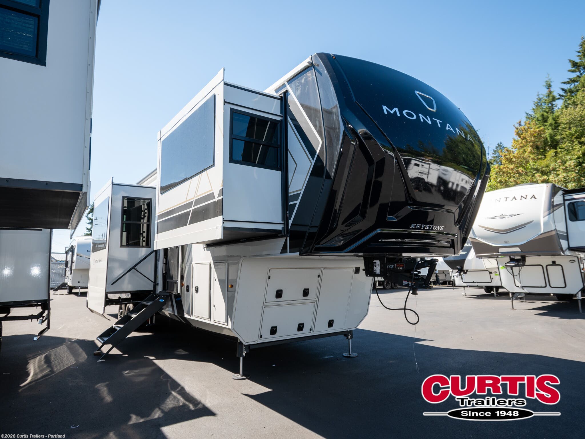 New 2027 Keystone Montana 3800FL available in Portland, Oregon