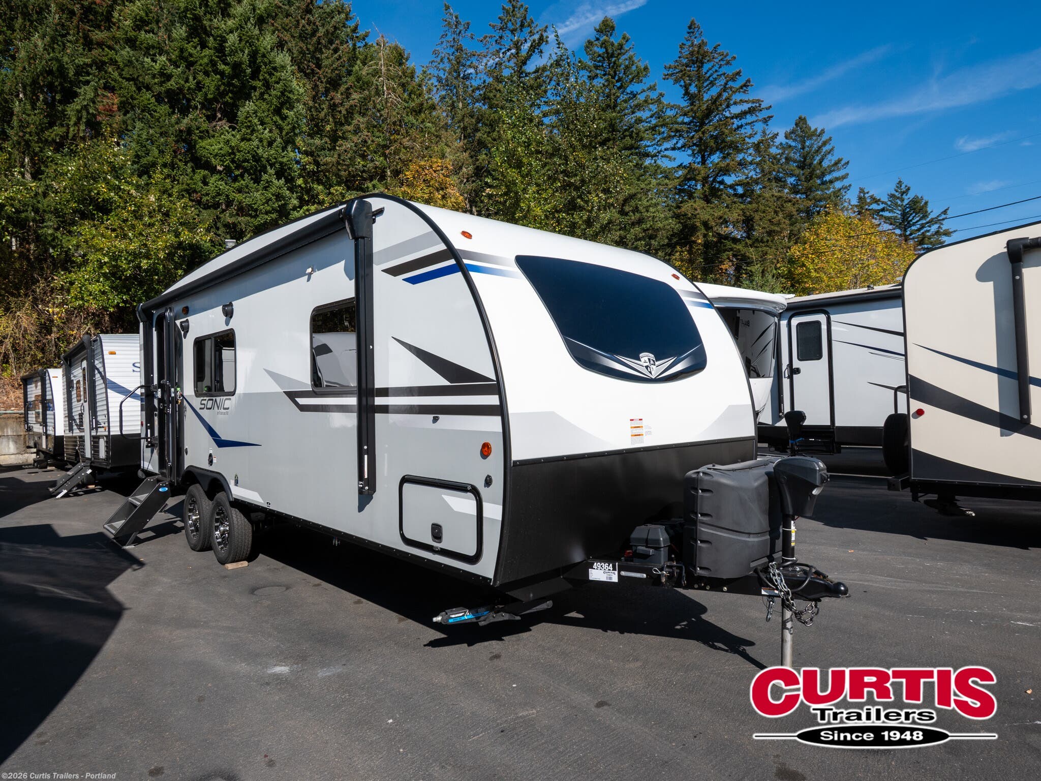 Used 2022  Venture RV Sonic 231vrk by Venture RV from Curtis Trailers - Portland in Portland, OR