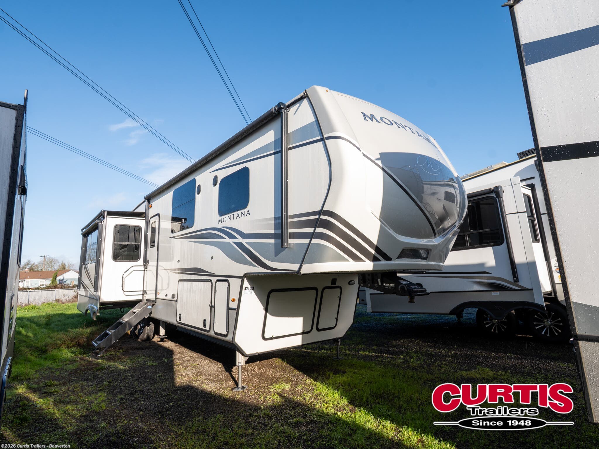 Used 2022 Keystone Montana 3231CK available in Beaverton, Oregon