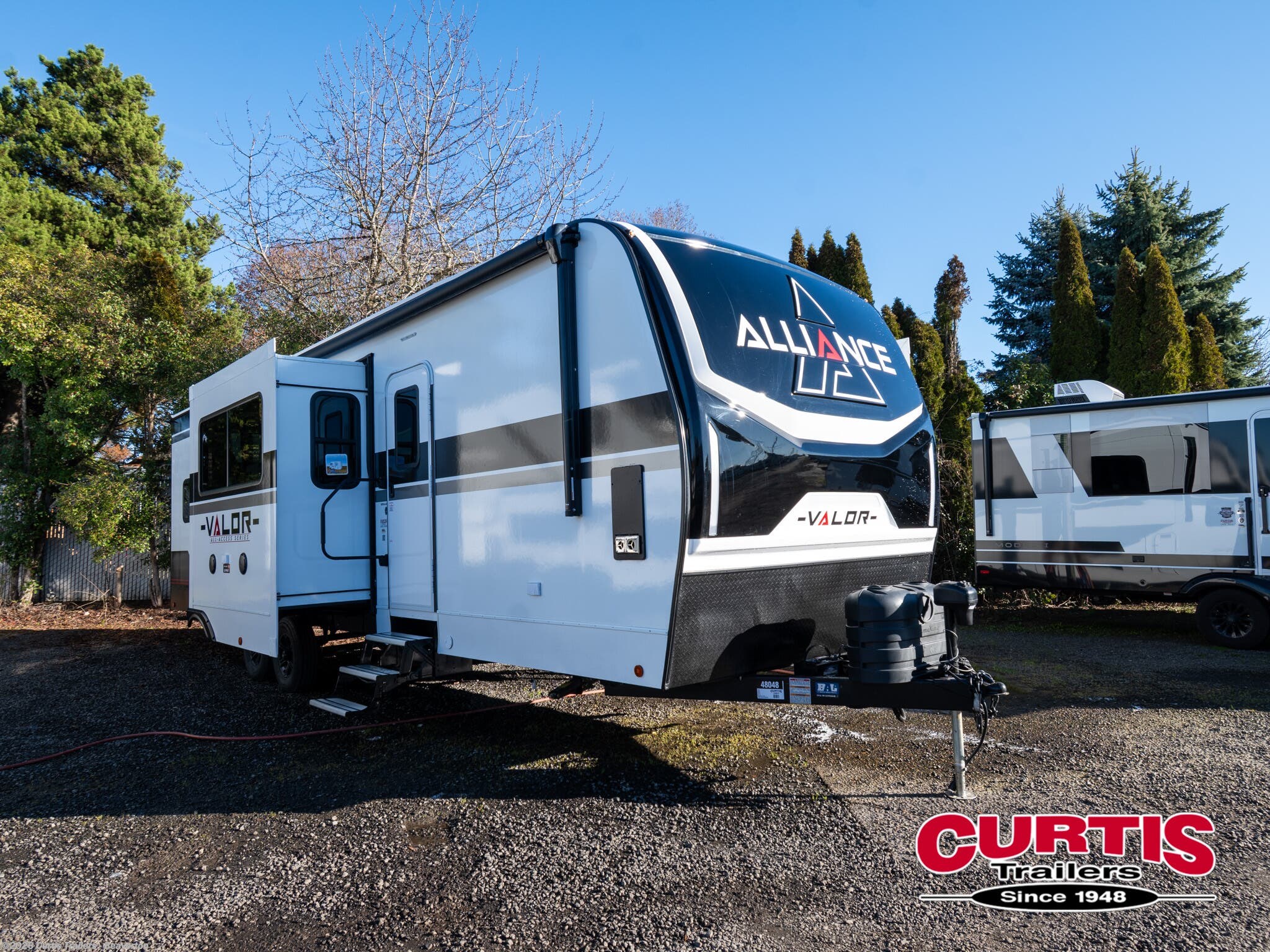 New 2026 Alliance RV Valor 32T13 available in Beaverton, Oregon
