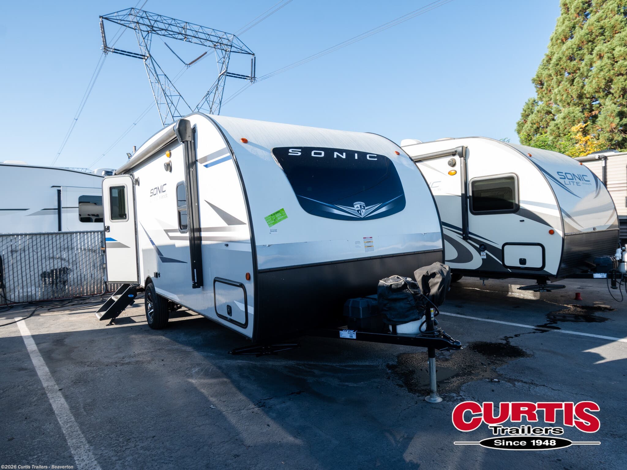 Used 2021 Venture RV Sonic Lite 169vrk available in Beaverton, Oregon