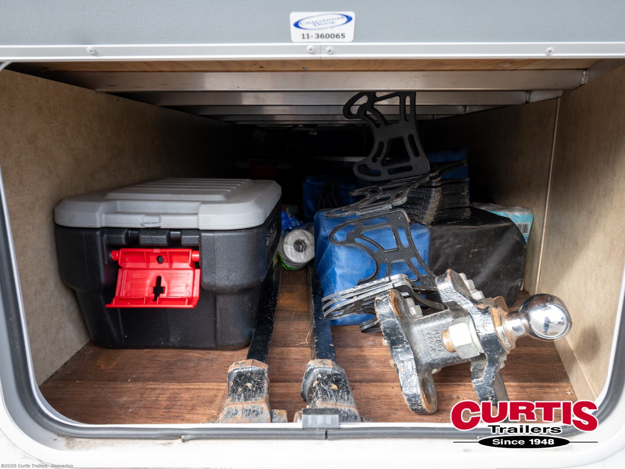 Used 2012 Dutchmen Komfort 2410RK available in Beaverton, Oregon