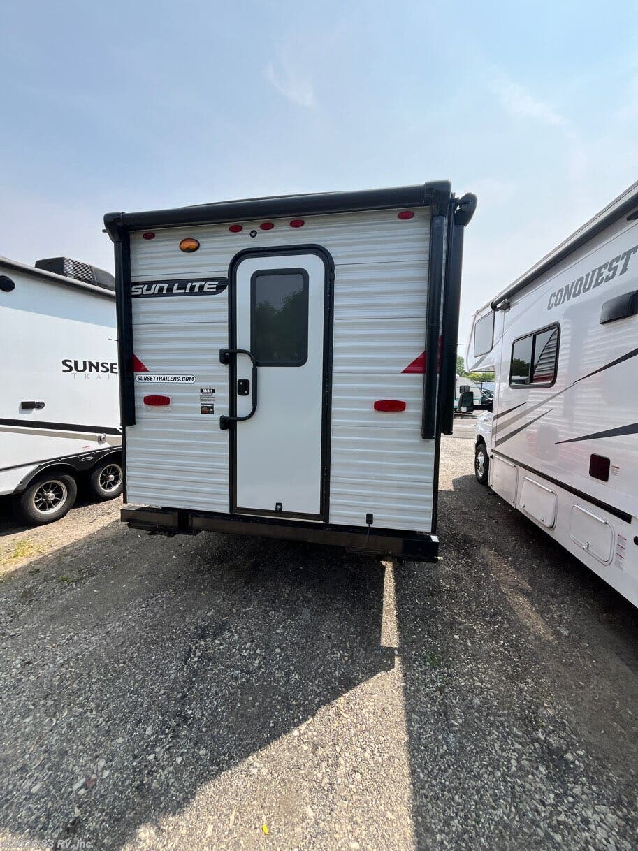New 2026 Sunset Park RV Sun Lite 16BH available in Long Grove, Illinois