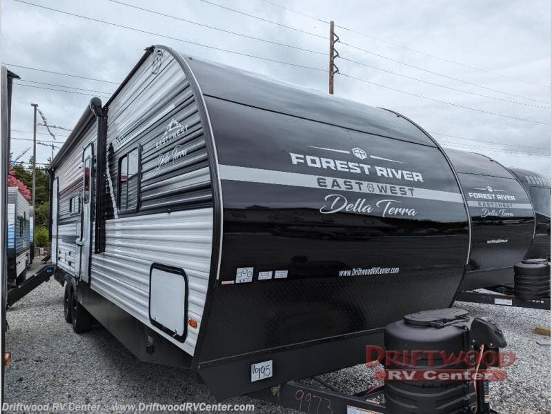 New 2026 East to West Della Terra 275BH available in Clermont, New Jersey