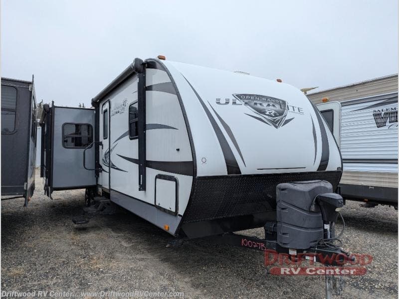 Used 2017 Highland Ridge Open Range Ultra Lite UT2910RL available in Clermont, New Jersey