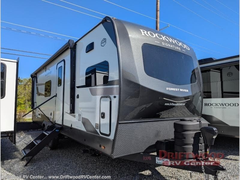 New 2026 Forest River Rockwood Signature 8263MBR available in Clermont, New Jersey