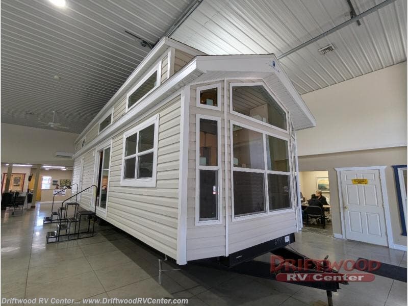 New 2027 RC Industries Canterbury Parkvue P38-CKLDF available in Clermont, New Jersey