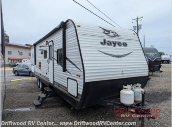Used 2017 Jayco Jay Flight SLX 284BHSW available in Clermont, New Jersey