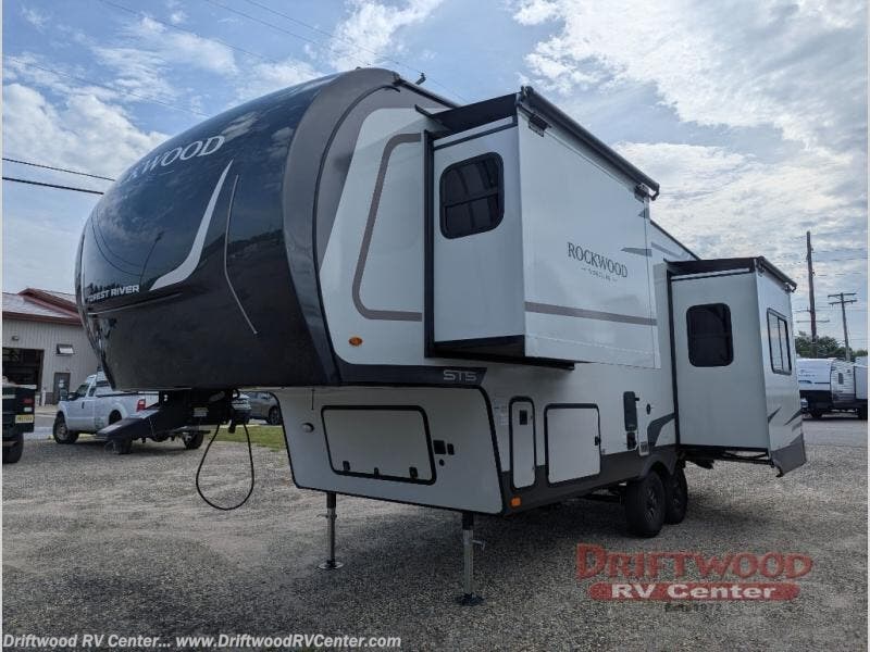 New 2027 Forest River Rockwood Signature 281SRK available in Clermont, New Jersey
