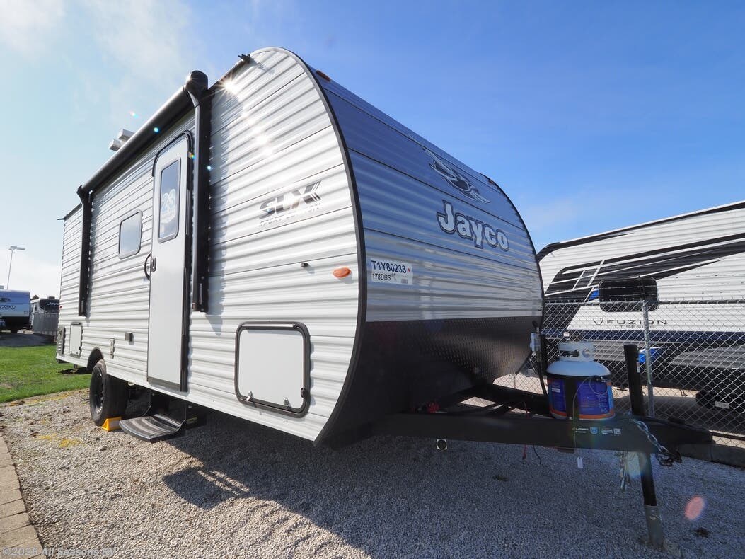 New 2026 Jayco Jay Flight SLX 178DBS available in Muskegon, Michigan