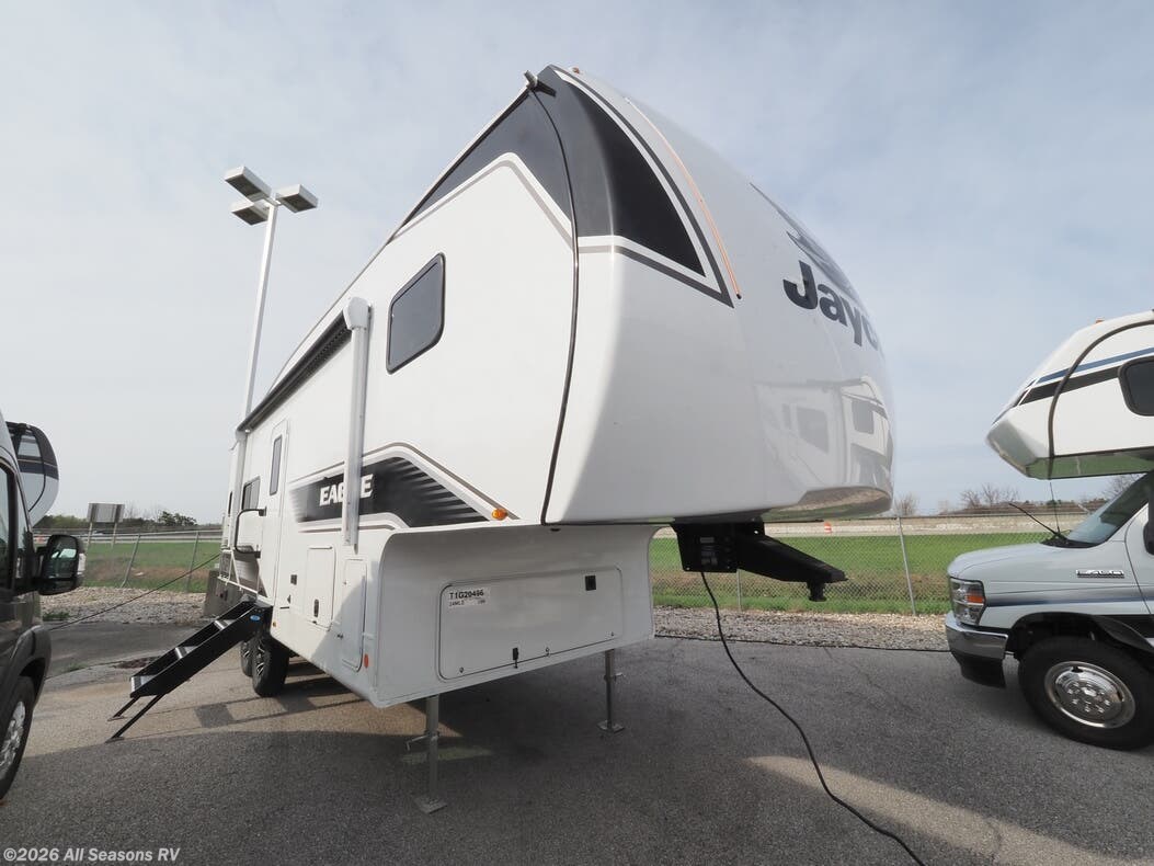 New 2026 Jayco Eagle SLE 24MLE available in Muskegon, Michigan