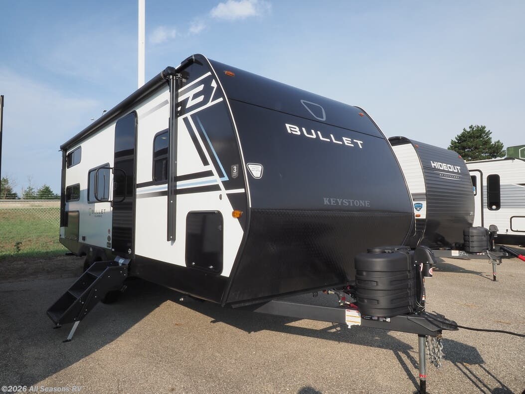 New 2026 Keystone Bullet Classic 21BHC available in Muskegon, Michigan