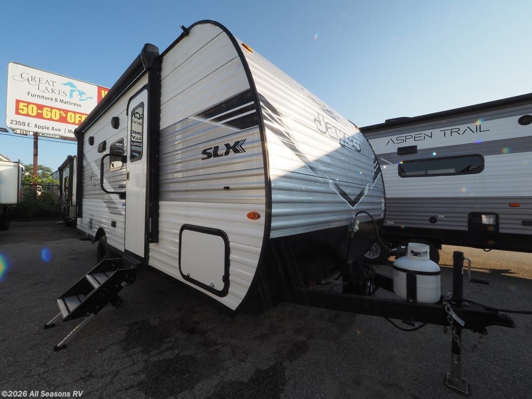 Used 2025 Jayco Jay Flight SLX 175BH available in Muskegon, Michigan