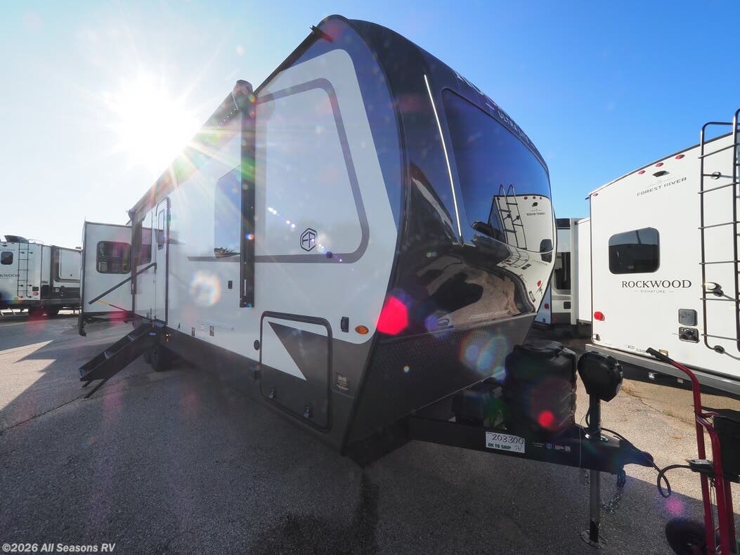 New 2027  Forest River Rockwood Ultra Lite 2921RL by Forest River from All Seasons RV in Muskegon, MI
