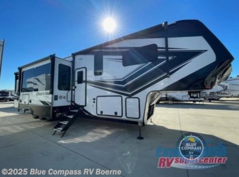 New 2023 Grand Design Momentum 397THS-R available in Boerne, Texas