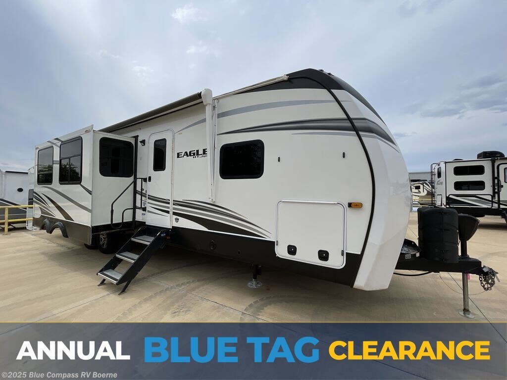 Used 2022 Jayco Eagle HT 312BHOK available in Boerne, Texas