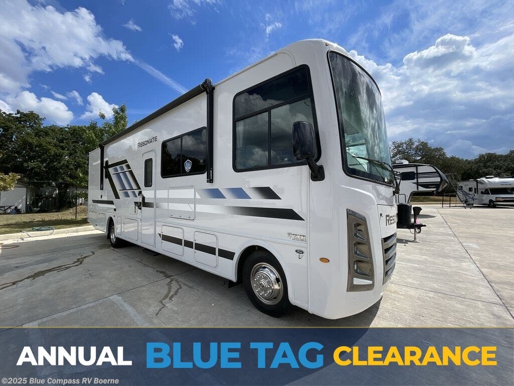 New 2026 Thor Motor Coach Resonate 32B available in Boerne, Texas