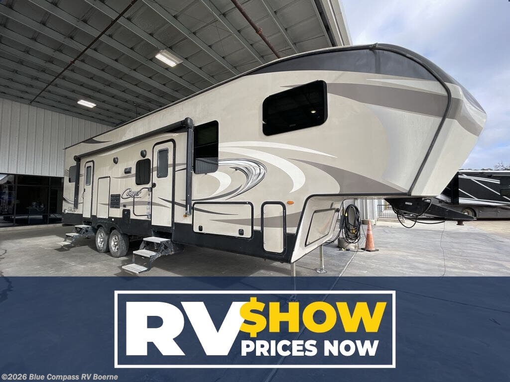 Used 2018 Keystone Cougar Half-Ton Series 326SRX available in Boerne, Texas