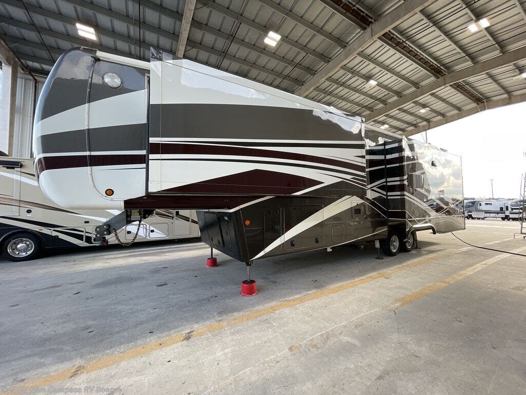Used 2019 DRV Mobile Suites 40 KSSB4 available in Boerne, Texas