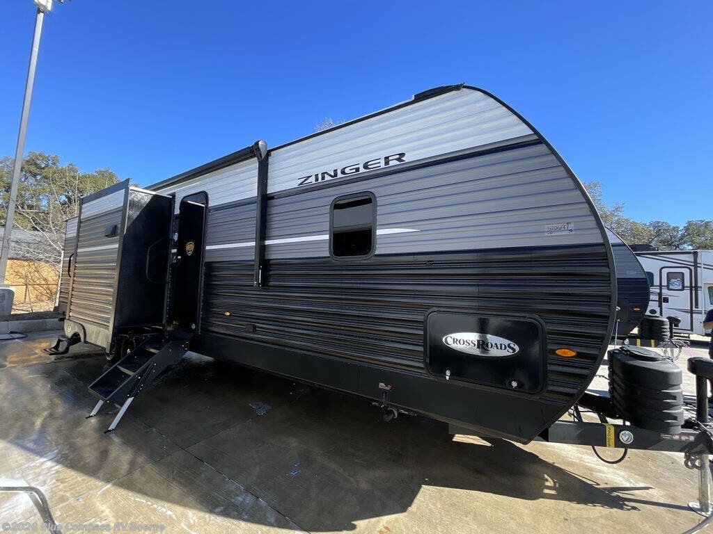 New 2026 CrossRoads Zinger 331BH available in Boerne, Texas