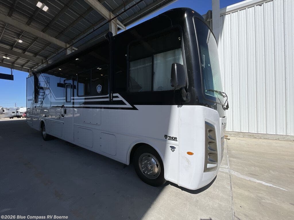 New 2026 Thor Motor Coach Resonate 32B available in Boerne, Texas