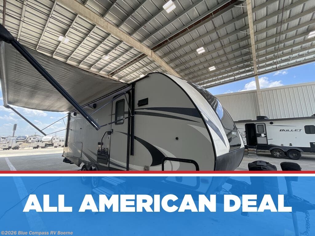 Used 2019 CrossRoads Sunset Trail Super Lite SS210FK available in Boerne, Texas