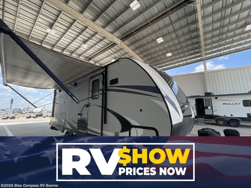 Used 2019 CrossRoads Sunset Trail Super Lite SS210FK available in Boerne, Texas