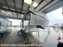New 2024 Grand Design Reflection 100 Series 27BH available in Seguin, Texas