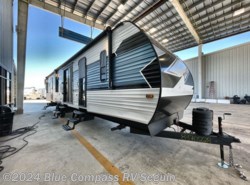 New 2025 CrossRoads Zinger 390DB available in Seguin, Texas