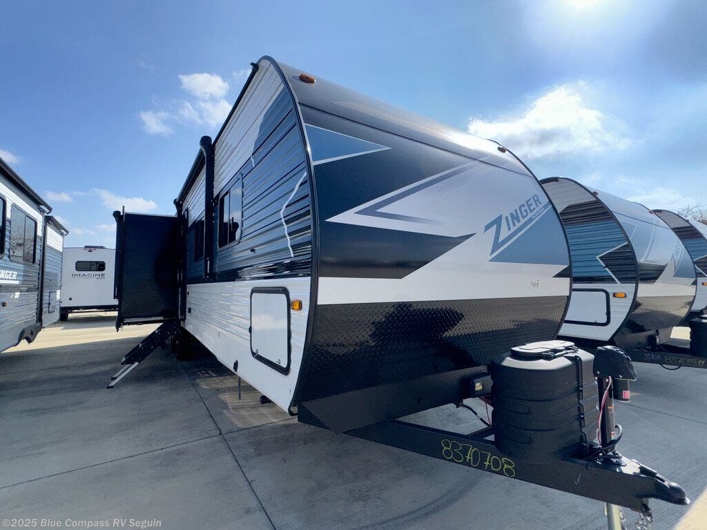 New 2025 CrossRoads Zinger 340LR available in Seguin, Texas