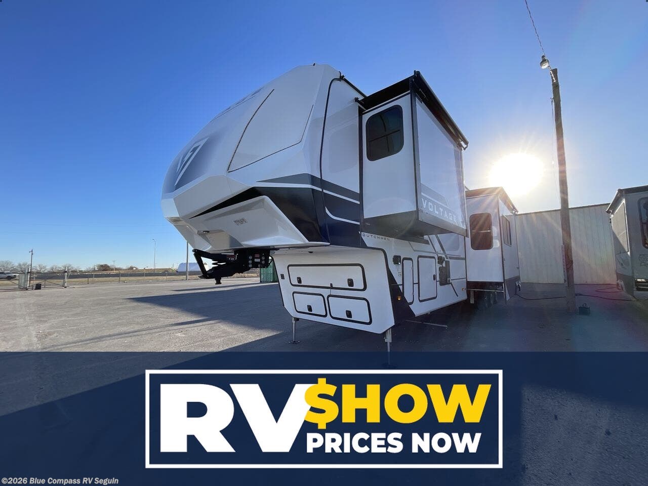 New 2026 Dutchmen Voltage V-Series 4250 available in Seguin, Texas