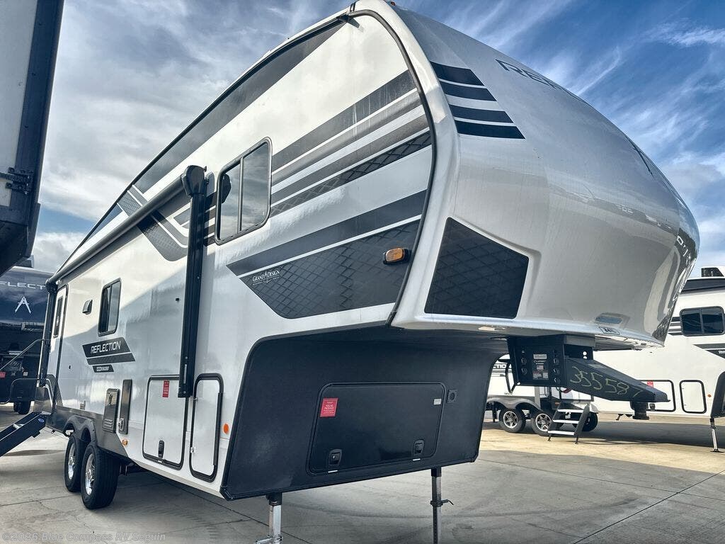 New 2026 Grand Design Reflection 100 Series 24RL available in Seguin, Texas