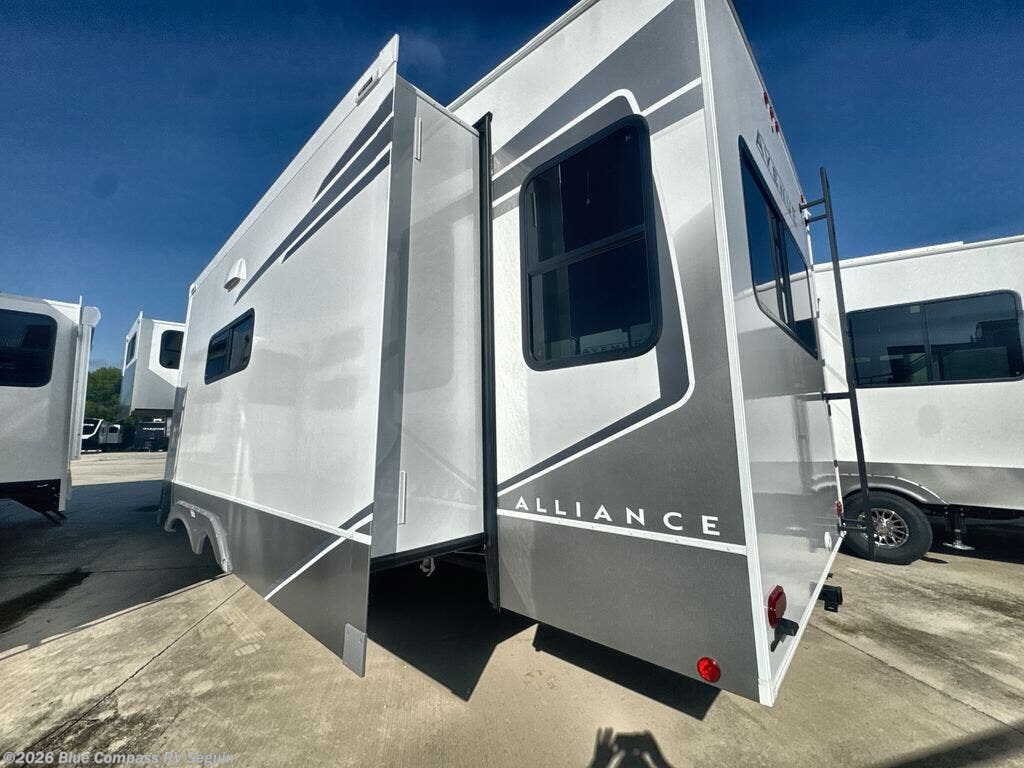 New 2026 Alliance RV Avenue 32RLS available in Seguin, Texas
