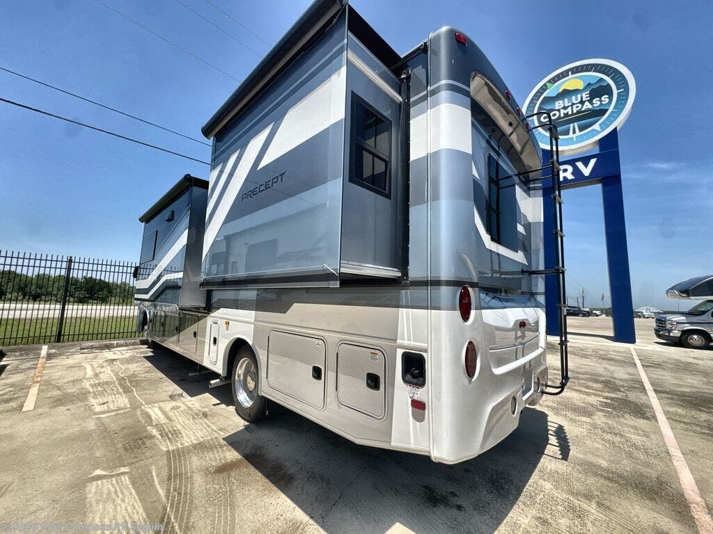 New 2026 Jayco Precept 31UL available in Seguin, Texas