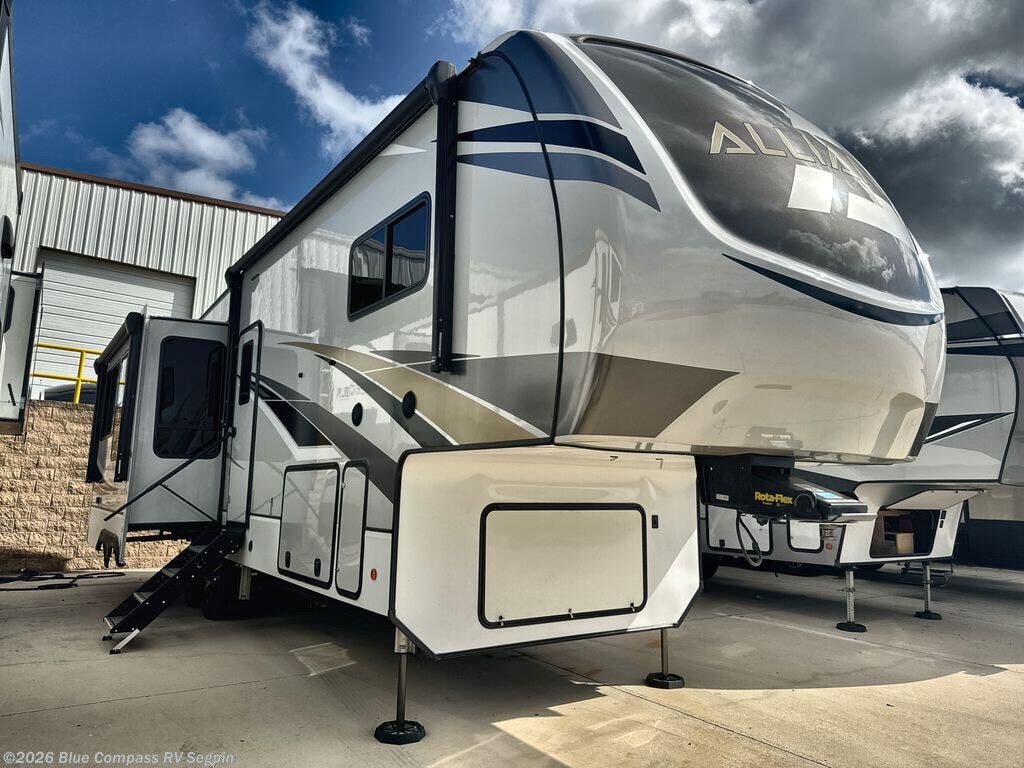 Used 2021 Alliance RV Paradigm 310RL available in Seguin, Texas