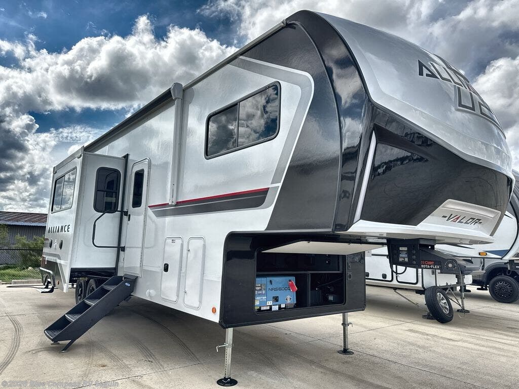 New 2027 Alliance RV Valor All-Access 32A10 available in Seguin, Texas