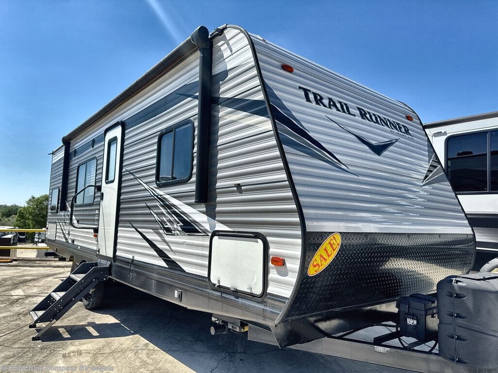 Used 2021 Heartland Trail Runner 261JM available in Seguin, Texas