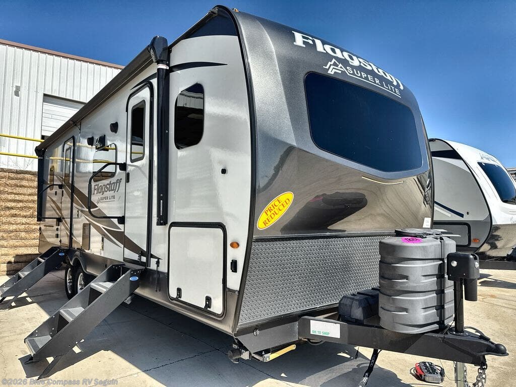Used 2024 Forest River Flagstaff Super Lite 26BHW available in Seguin, Texas