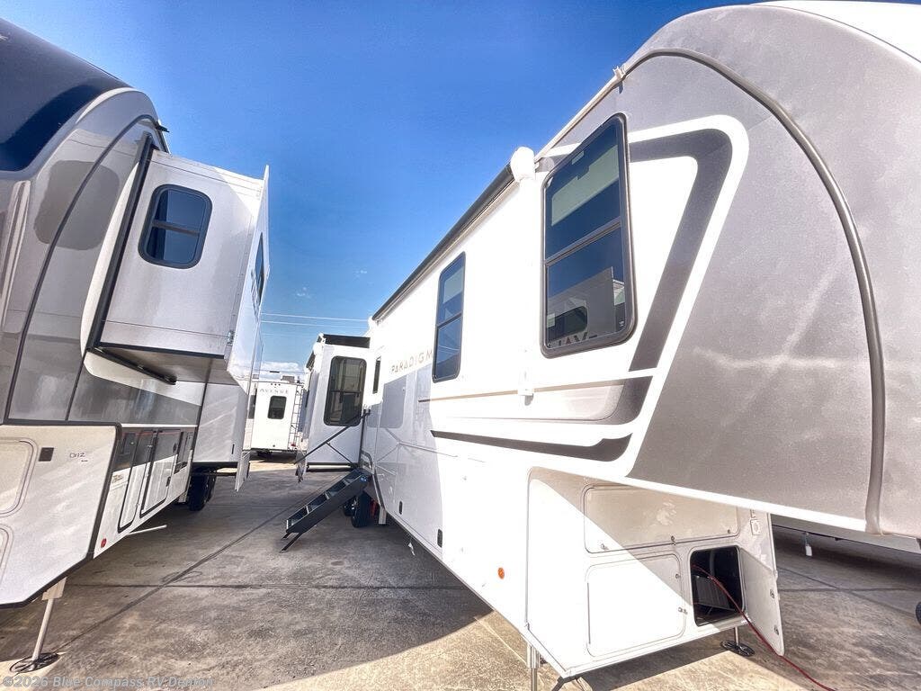 New 2025 Alliance RV Paradigm 340RL available in Denton, Texas