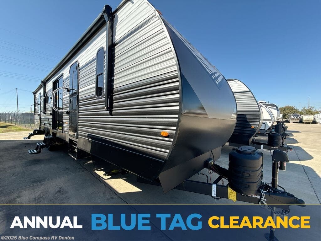 New 2026 CrossRoads Zinger 390DB available in Denton, Texas