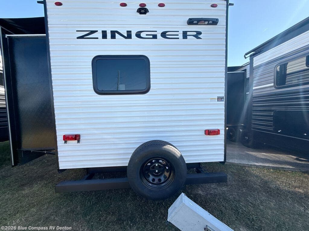 New 2026 CrossRoads Zinger 331BH available in Denton, Texas