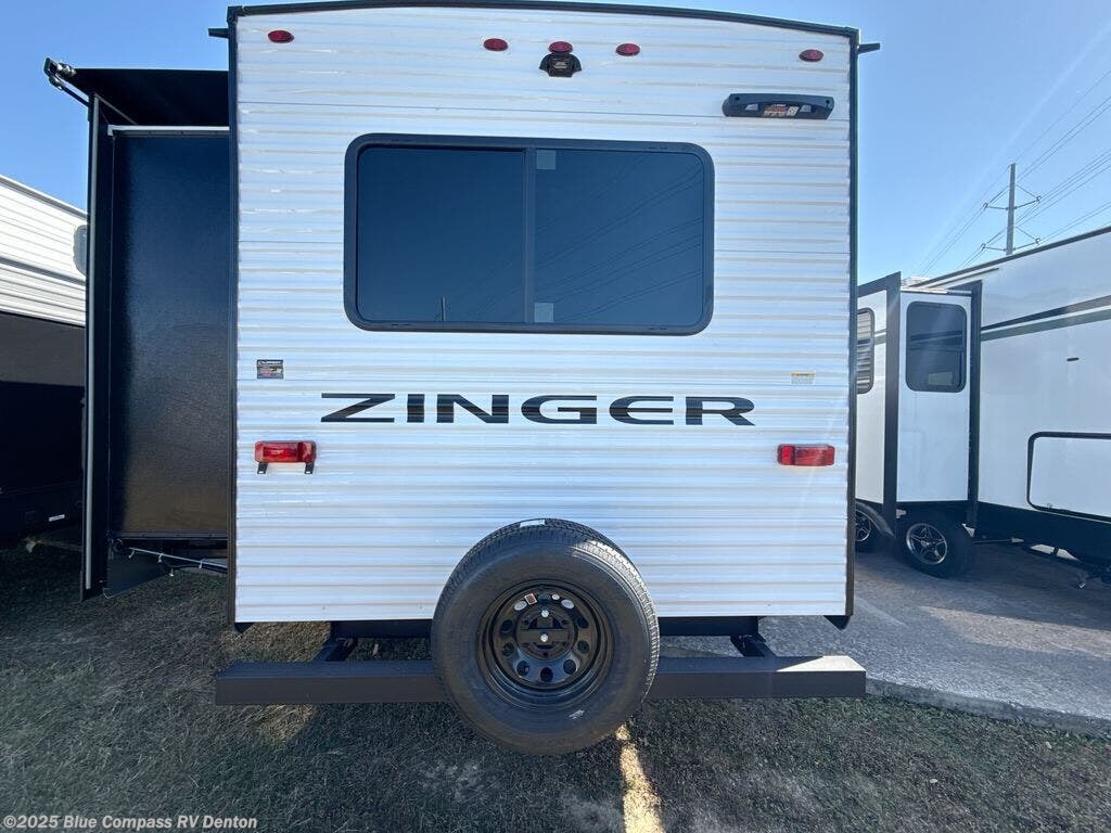 New 2026 CrossRoads Zinger 320FB available in Denton, Texas