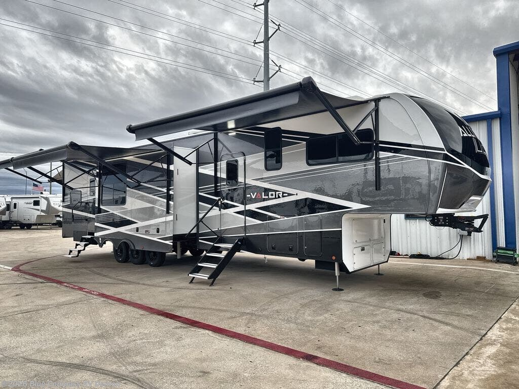 New 2026 Alliance RV Valor 41V13 available in Denton, Texas