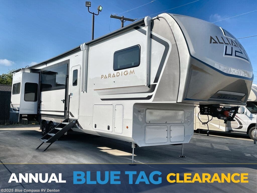 New 2026 Alliance RV Paradigm 388SP available in Denton, Texas