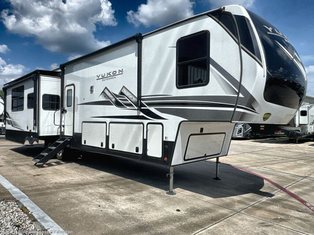 Used 2024 Dutchmen Yukon 399ML available in Denton, Texas