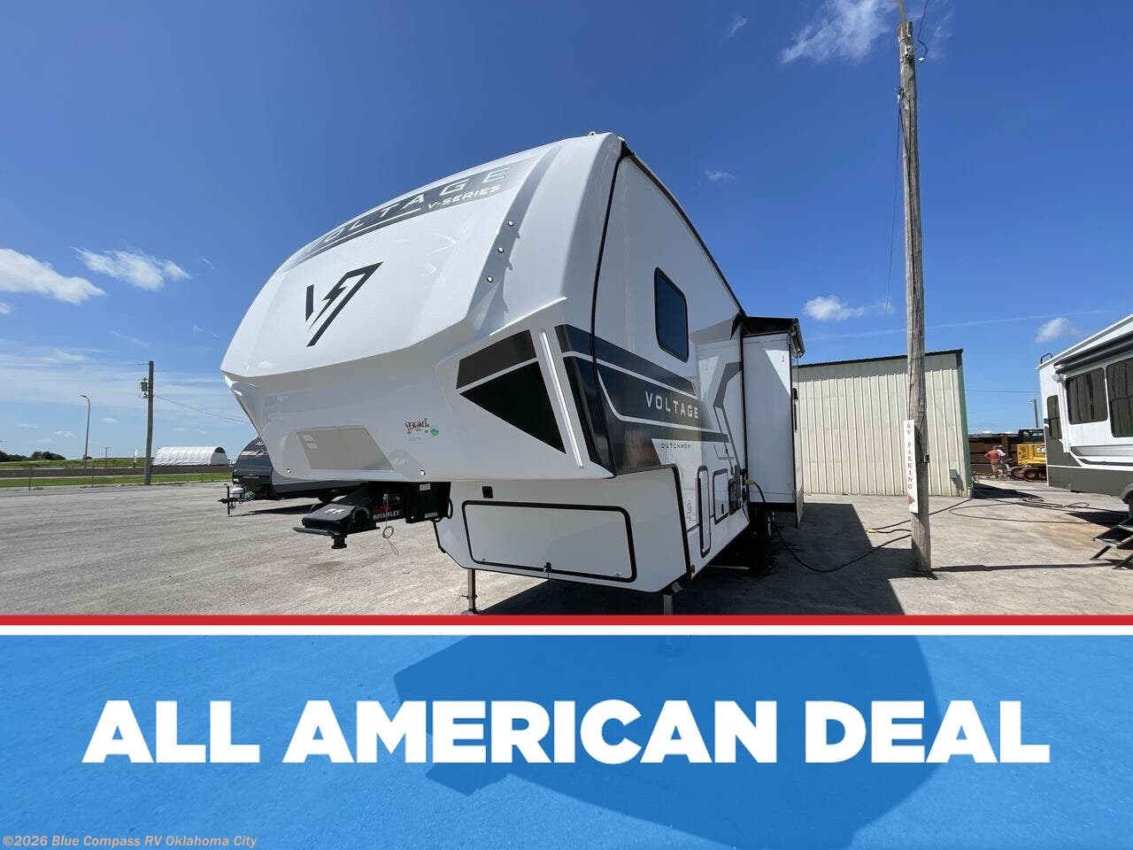 New 2025 Dutchmen Voltage V-Series 3600 available in Norman, Oklahoma